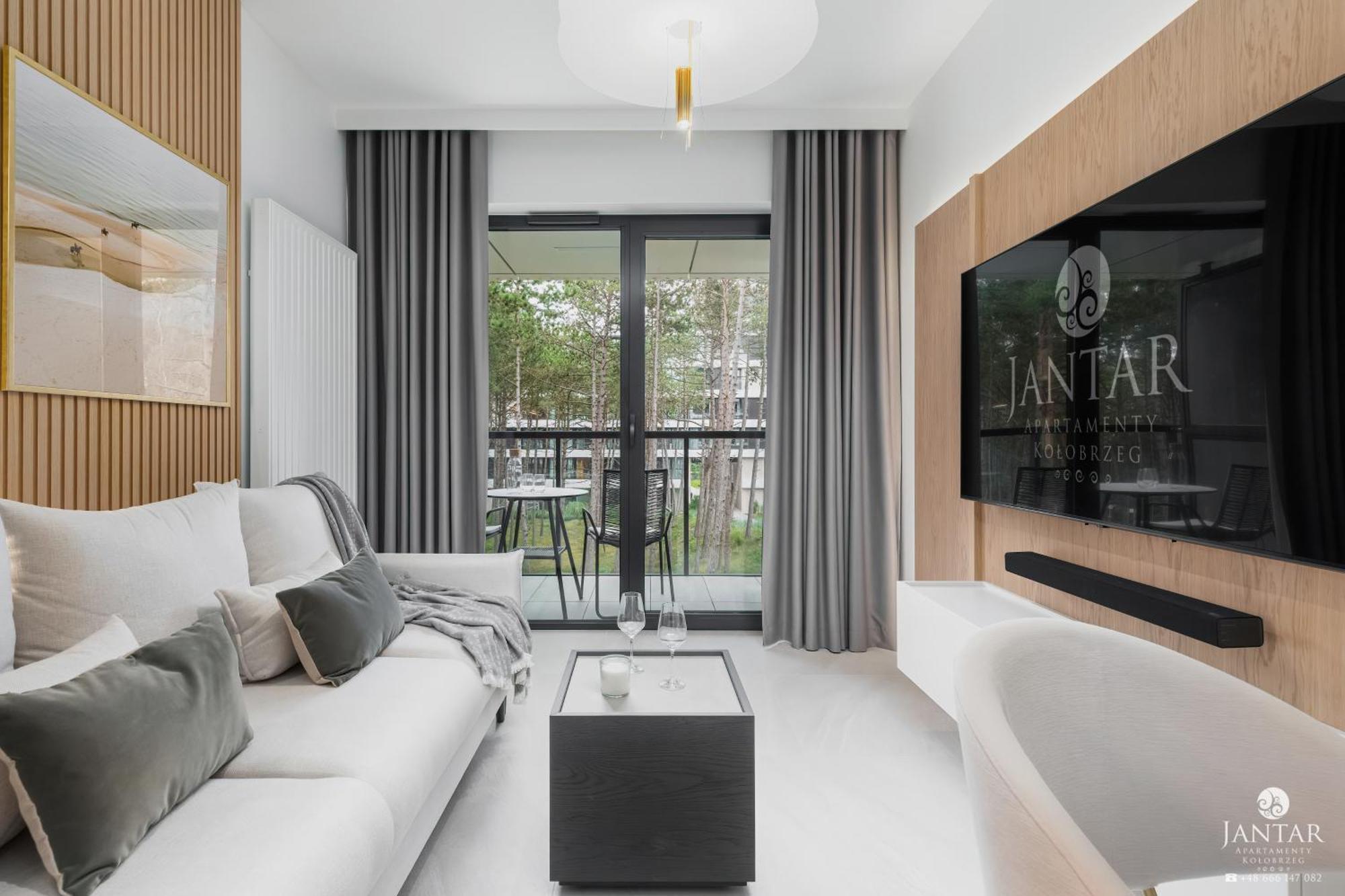 Shellter 117 J - By Jantar Apartment *